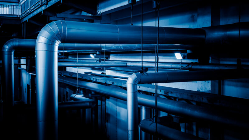 Jak znaleźć dobrą firmę do instalacji sanitarnych w szpitalach